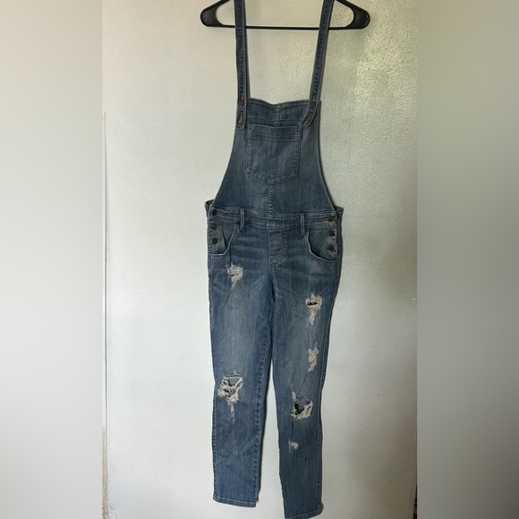Used Guess Distressed Overalls Size 25 - Picture 1 of 6
